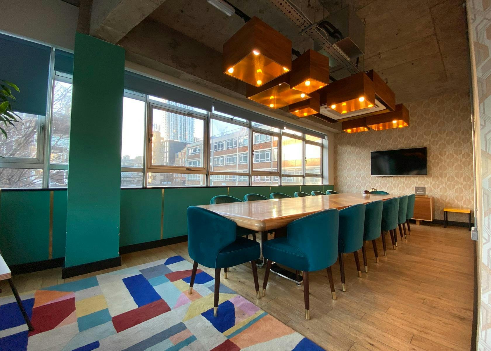  Shoreditch – 25 Person Office & Private Meeting Room – Old Street 