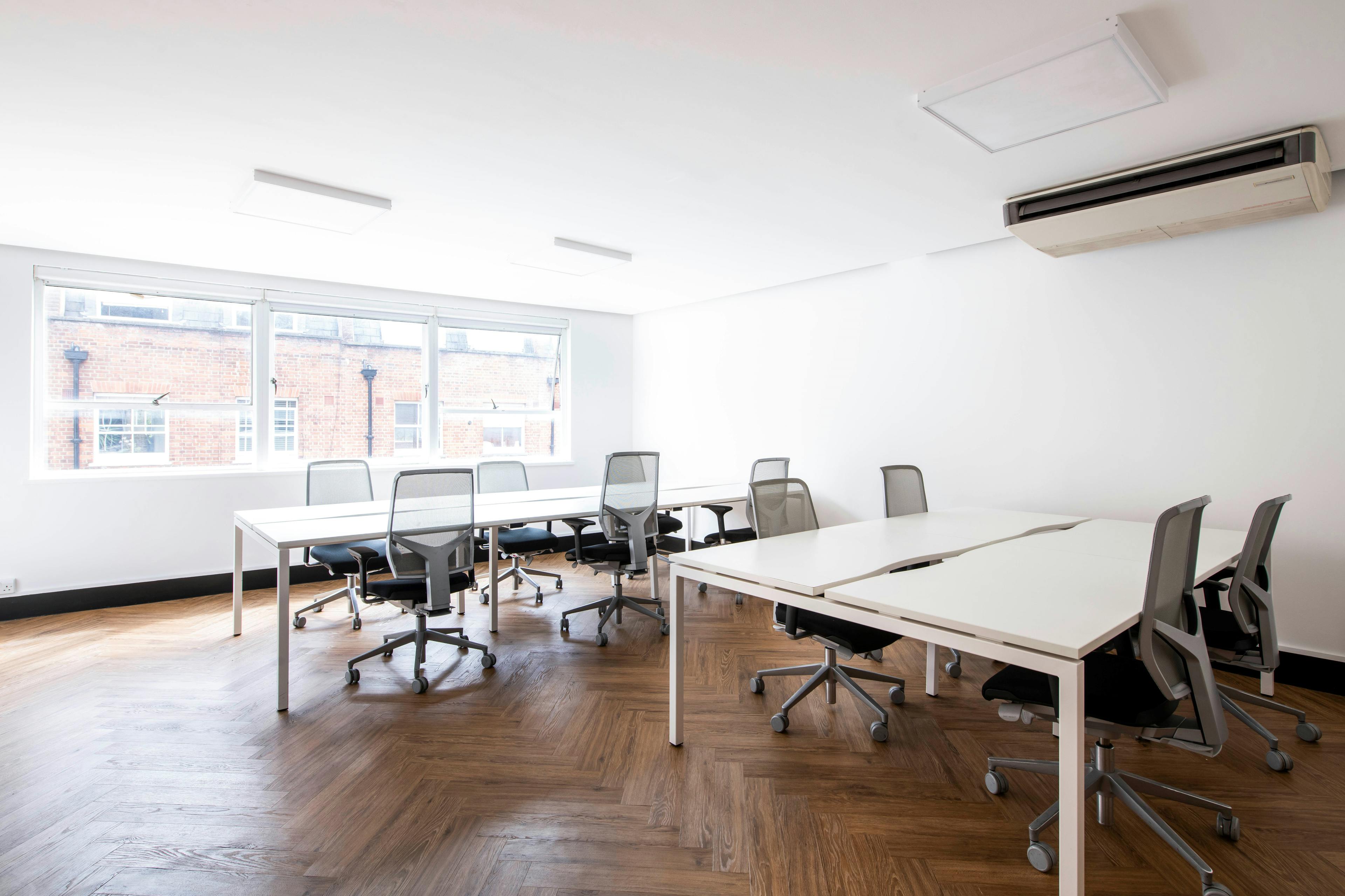 Soho - 20 Person Office - Old Compton Street