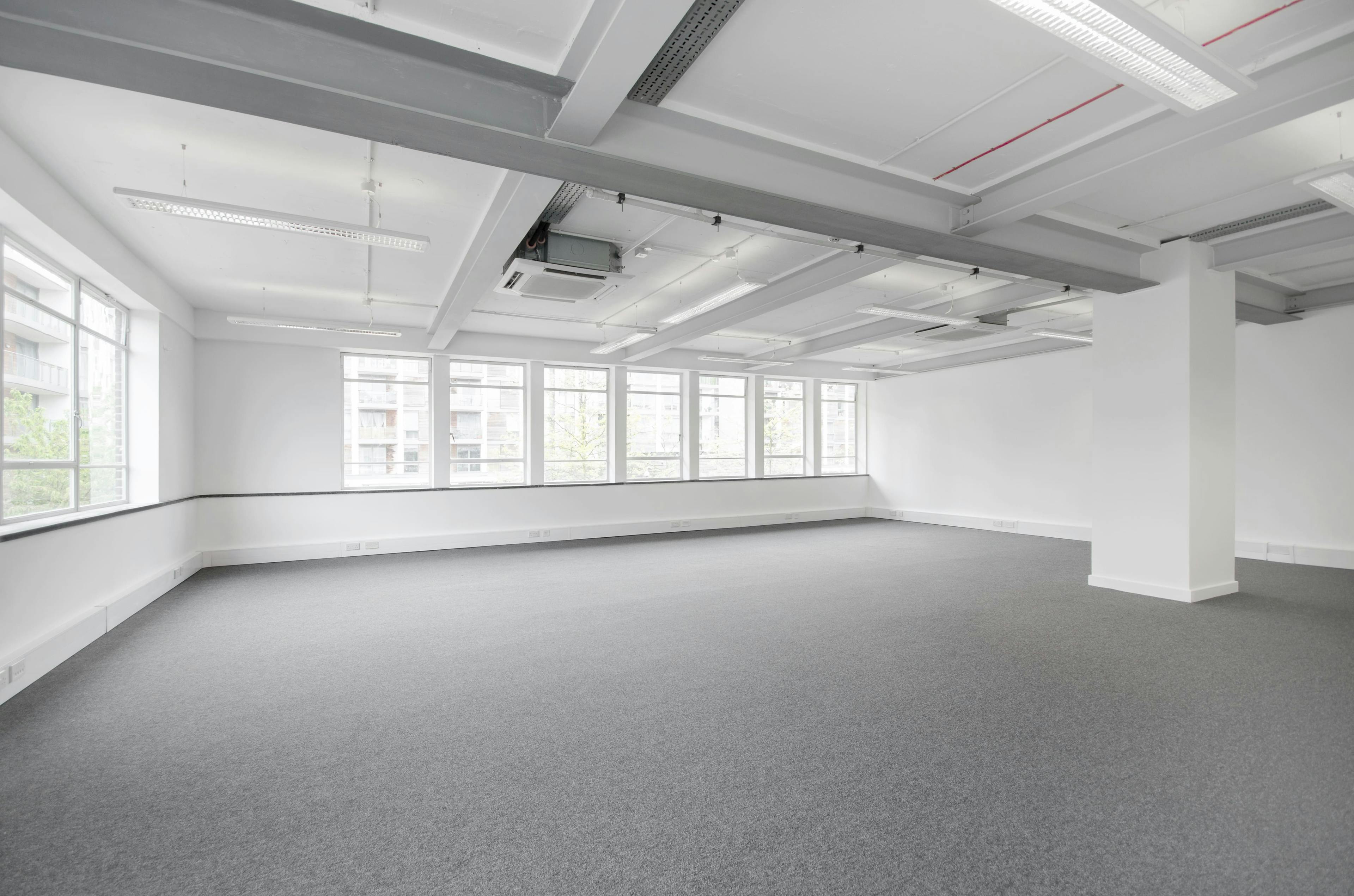 Brentford - 7 Person Office- Great West Road