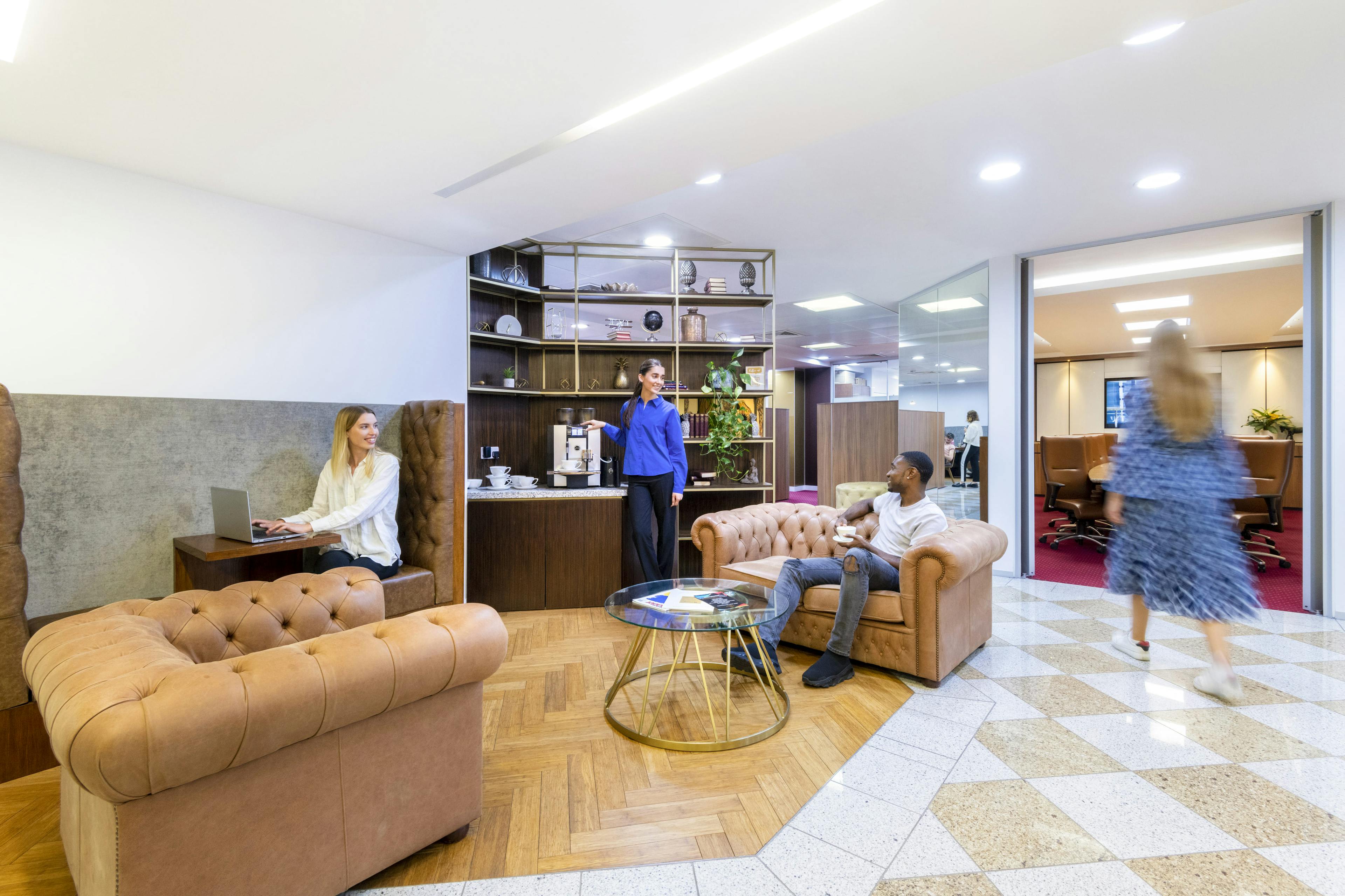 Mayfair – 8 Person Office – One Mayfair Place