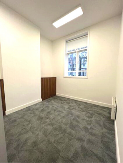  Chelsea  – 8 Person Office – Fulham Road