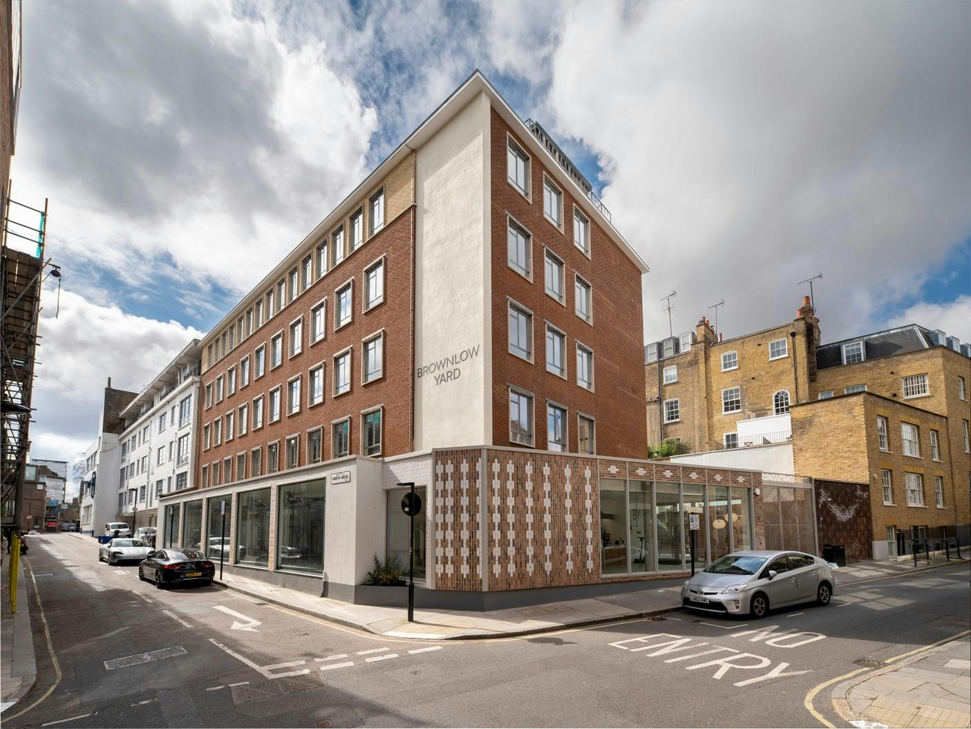 Bloomsbury – 60 Person Office – Roger Street