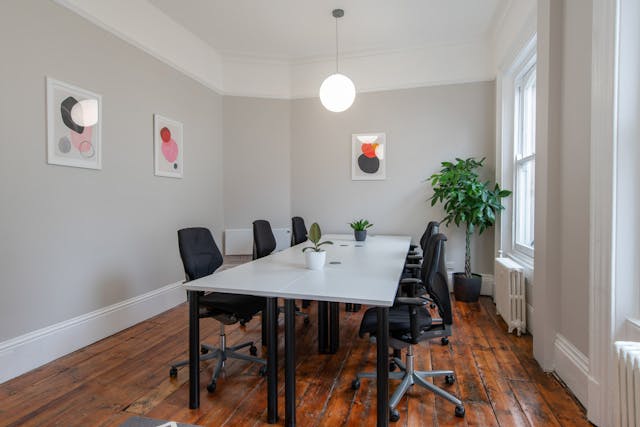 Mayfair – 20 Person Office & Private Meeting Room –  Binney Street