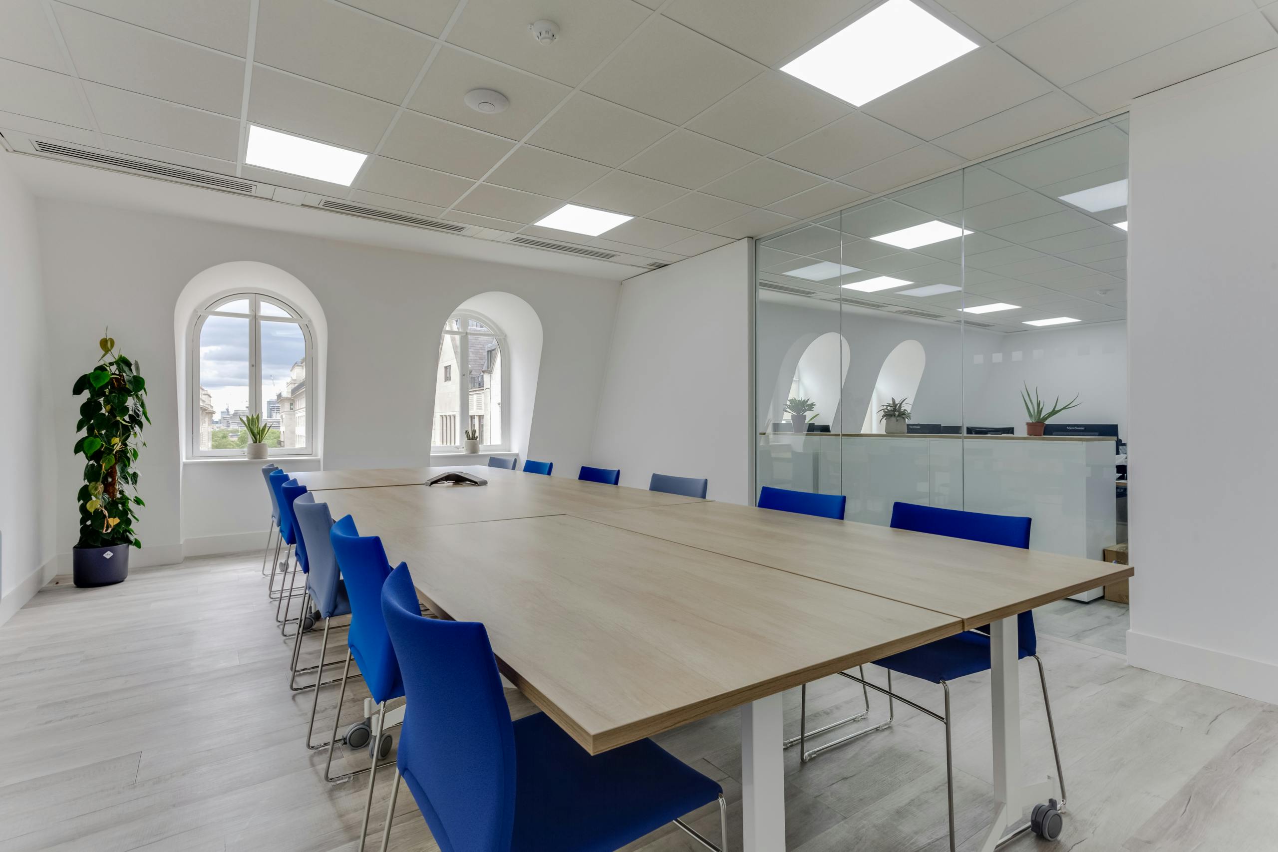 Mayfair – 20 Person Office – Curzon Street