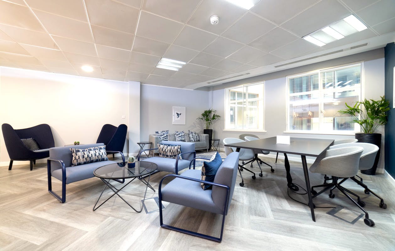 Midtown – 60 Person Office – High Holborn