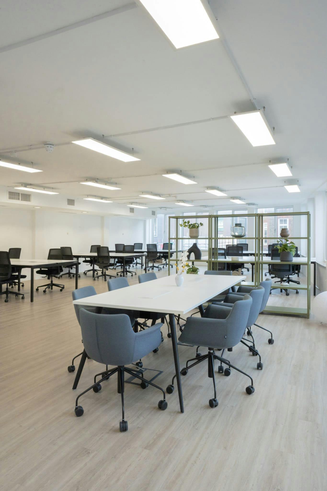 Old Street – Self-Contained 24 Person Office – Garrett Street 