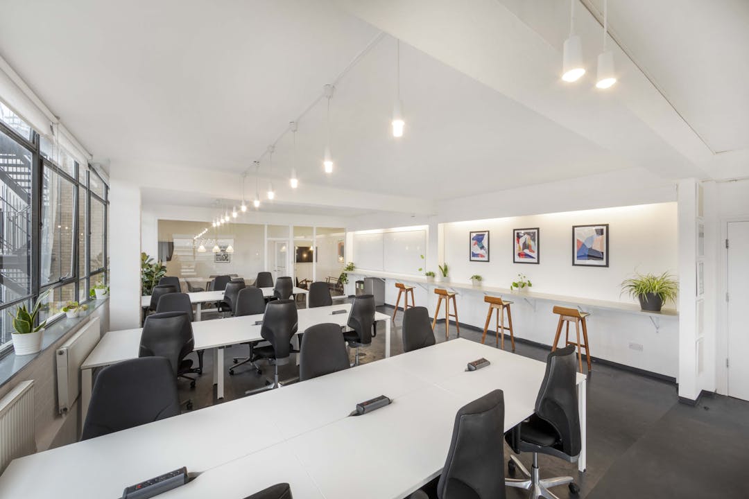Shoreditch – 25 Person Office – Bethnal Green Road 