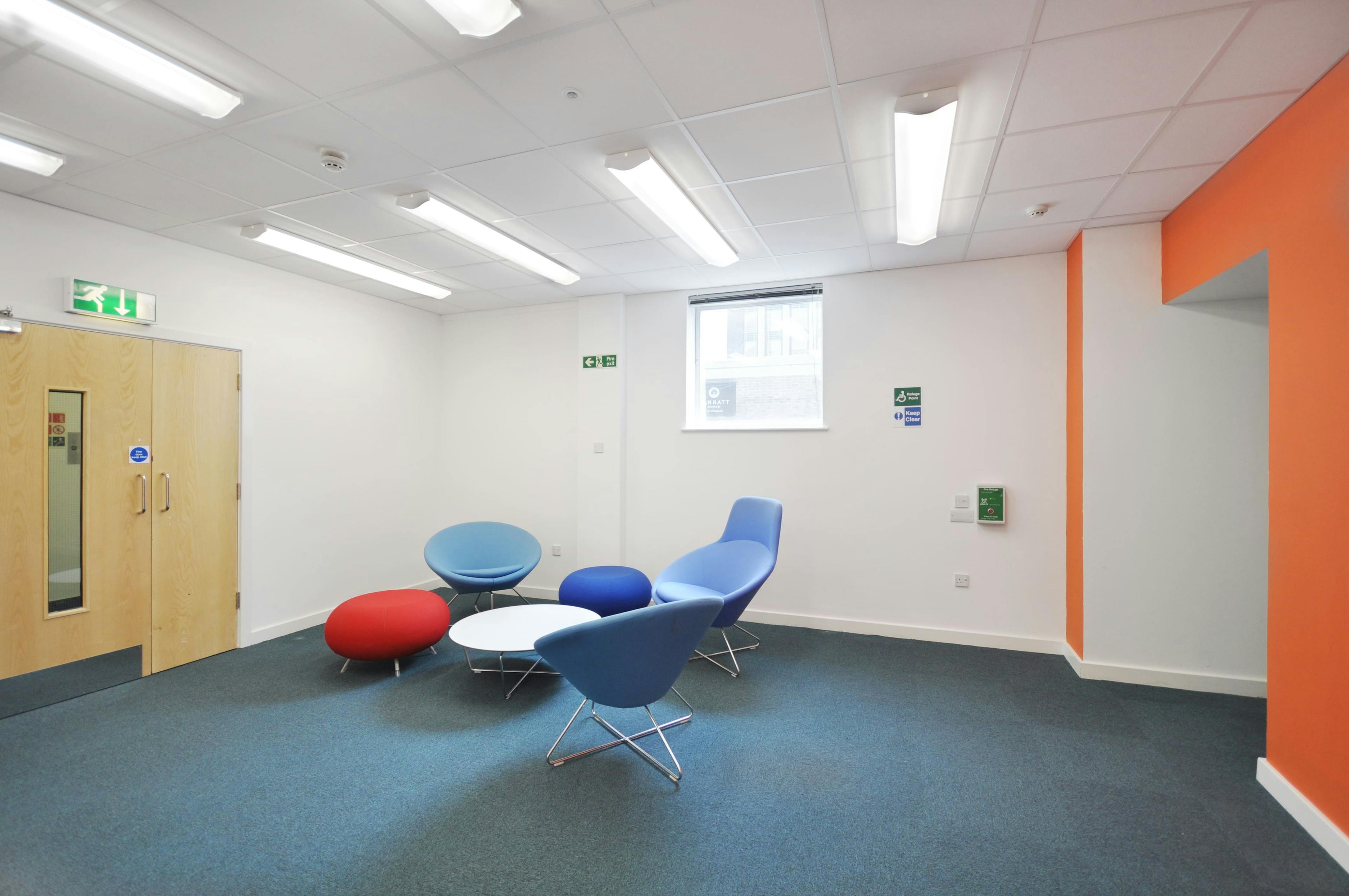 Brentford - 15 Person Office- Great West Road