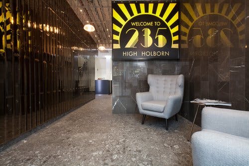 Holborn – 18 Person Office with internal meeting room – High Holborn