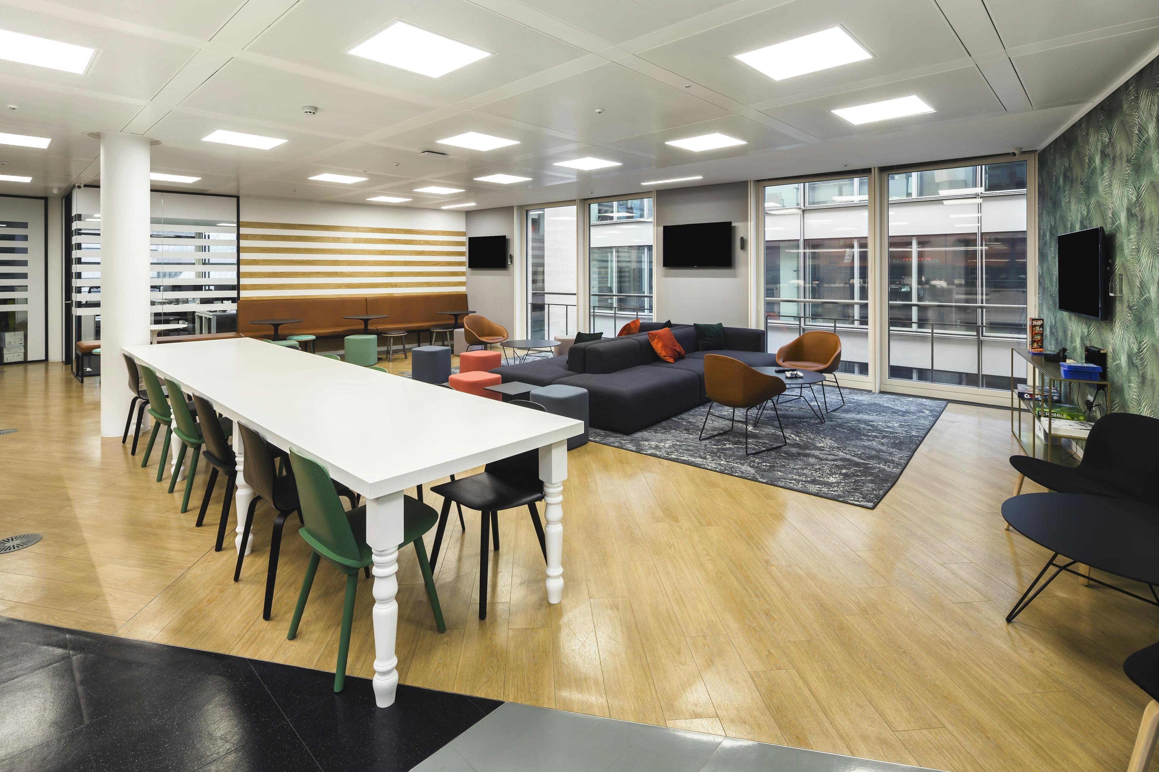 The City- 25+ Person Office – Cannon Street