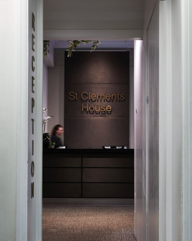 Monument – 8 Person Office + Private Meeting Room – Clements Lane